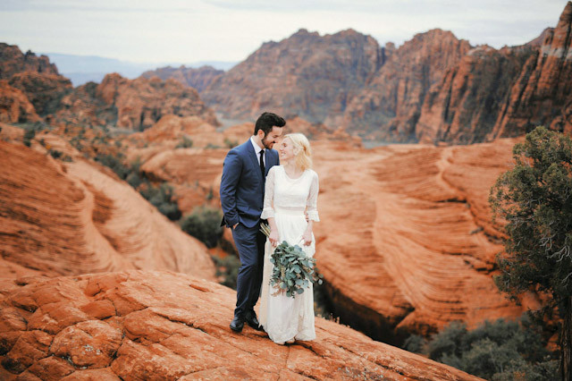 moss-redrock-desert-bridal-amazing-0802