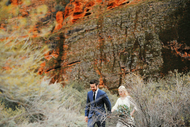moss-redrock-desert-bridal-amazing-0821
