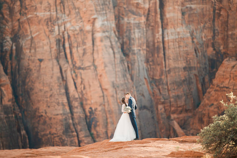 snow-canyon-overlook-wedding-8812