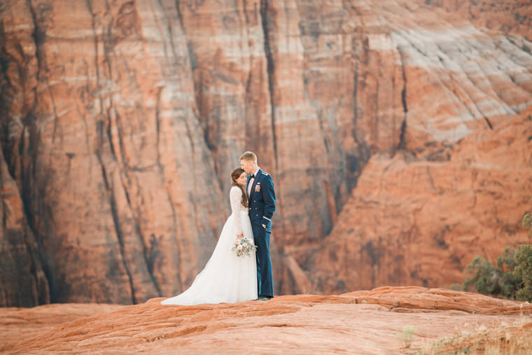 snow-canyon-overlook-wedding-8813