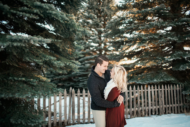 engagement-photos-in-the-snow-1084