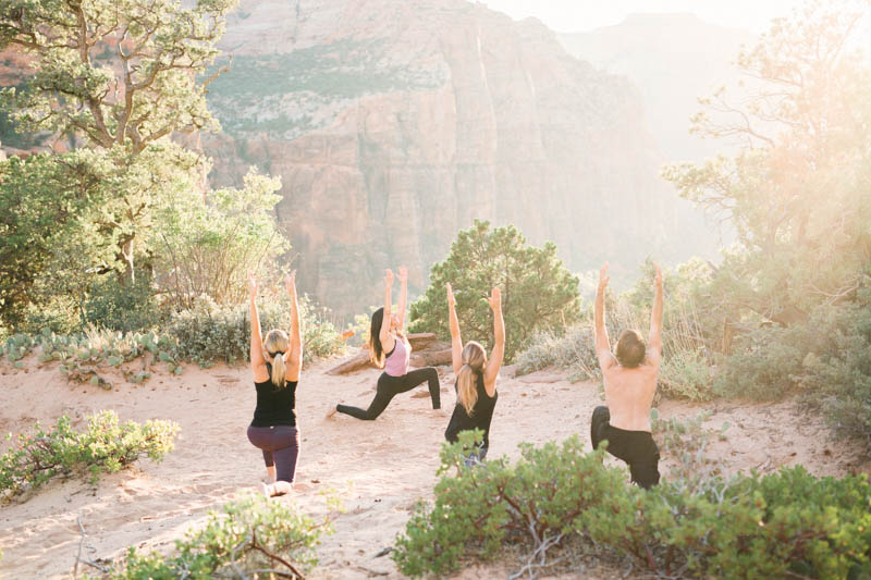 zion canyon yoga, yoga in zion, yoga outside, yoga in nature, southern utah yoga, 